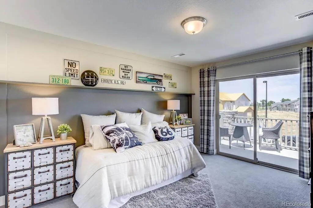 Stunning Golf Course View In Denver Holiday home